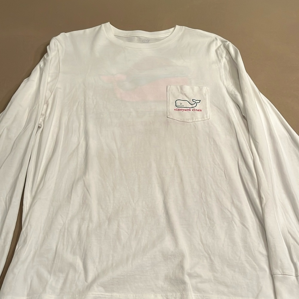Vineyard vines long sleeve tshirt. Size medium